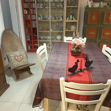 La Maisonette